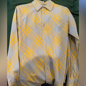 AUTHENTIC BURBERRY MENS BUTTON UP (NEVER WORN)